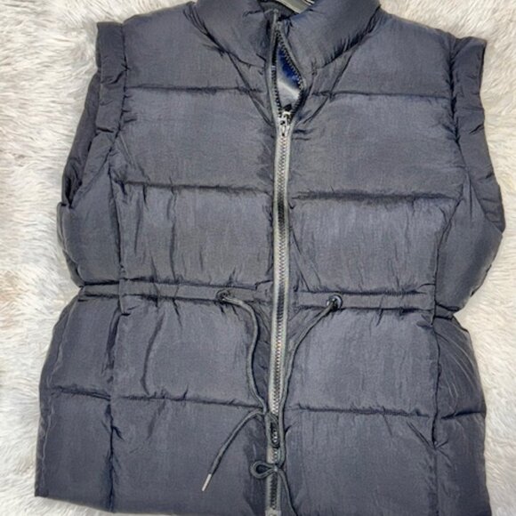 puffer vest - Picture 4 of 4